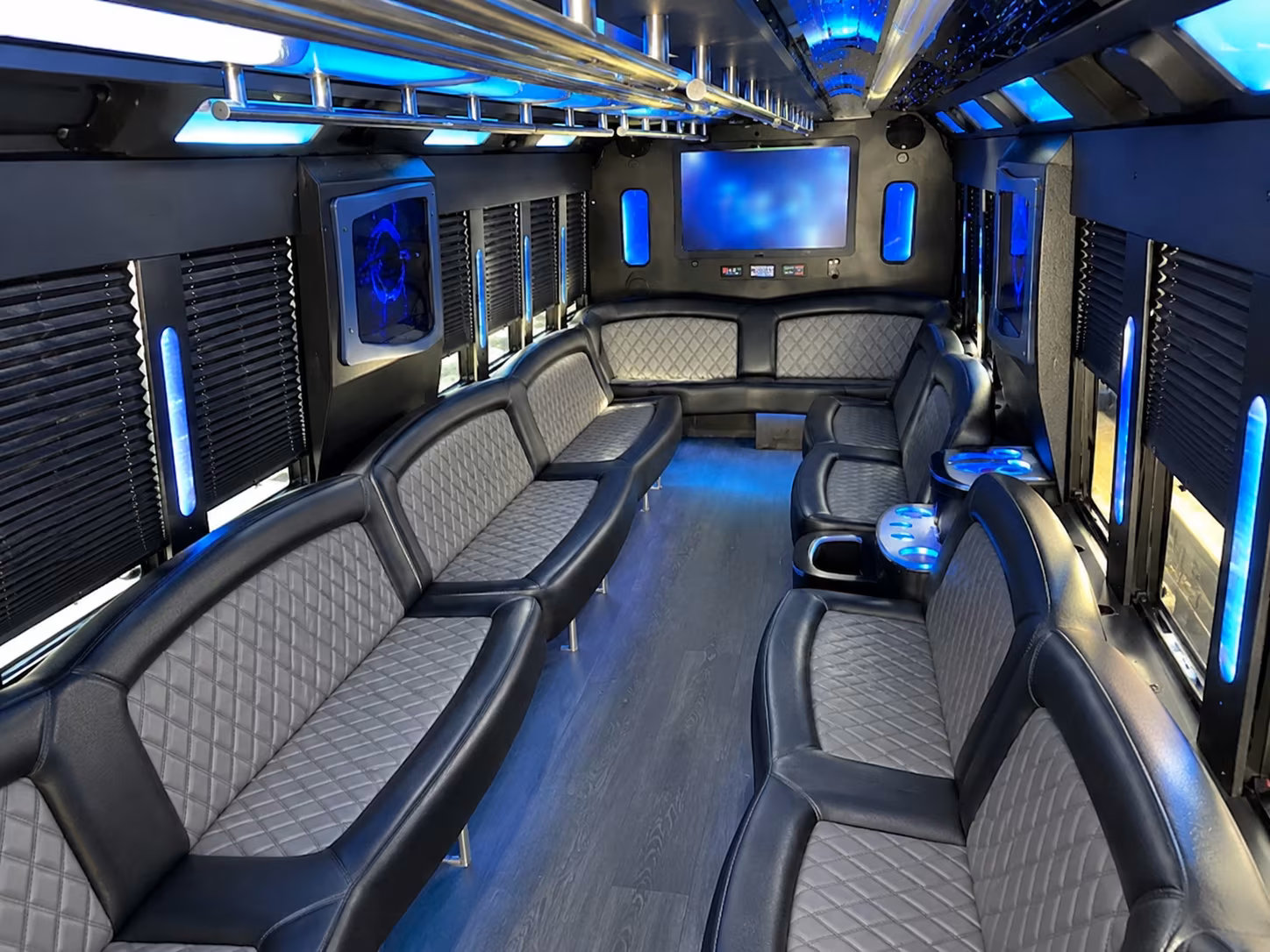 Rent a Bus to Hollywood Burbank Airport